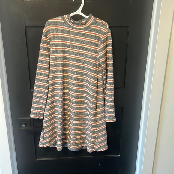 Zara demi turltle neck dress - Picture 1 of 3